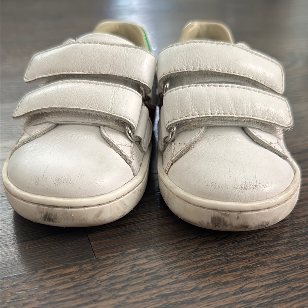 Gucci Baby Sneakers - Red and Green Stripe- Size 20 (3/4) - Picture 3 of 9